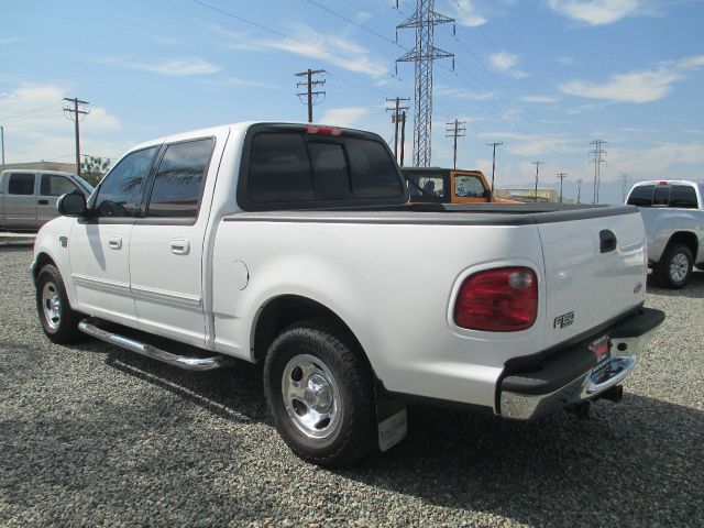 2003 Ford F150 SL Short Bed 2WD