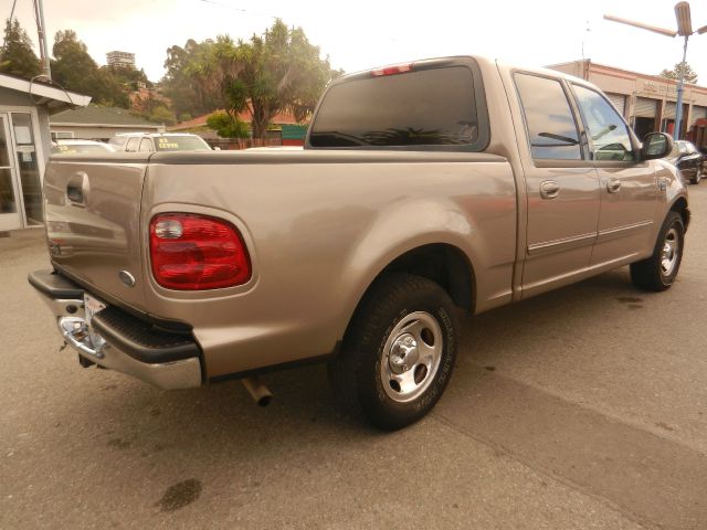 2003 Ford F150 SL Short Bed 2WD