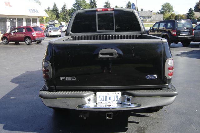 2003 Ford F150 SLE 5.3L V8 4WD 9 Passenger ABS TC