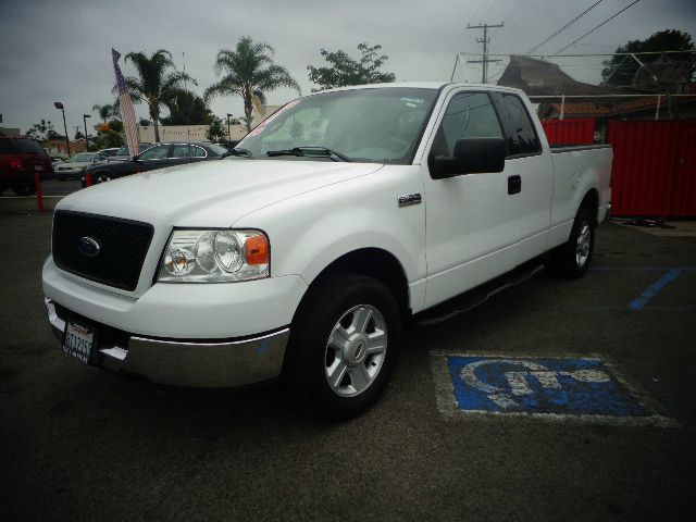 2004 Ford F150 XLT Supercrew Short Bed 2WD