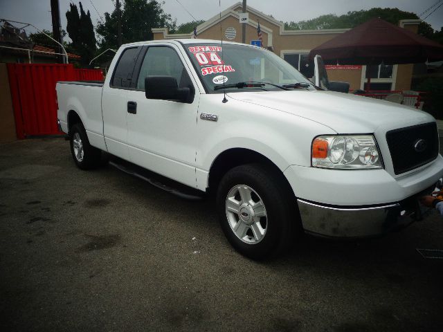 2004 Ford F150 XLT Supercrew Short Bed 2WD