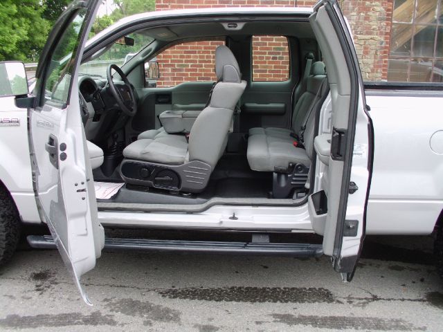 2004 Ford F150 XLT Supercrew Short Bed 2WD