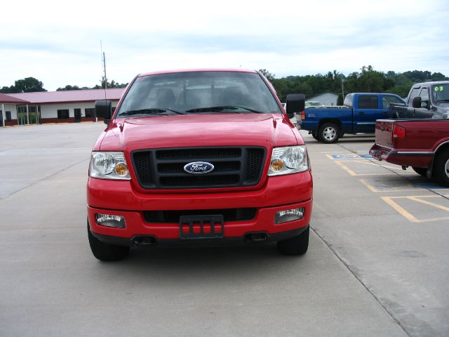 2004 Ford F150 SL 4 Doors-4wdlow Miles