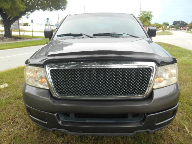 2004 Ford F150 XL Lift Bucket Utility