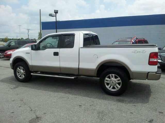 2004 Ford F150 REG CAB 119.