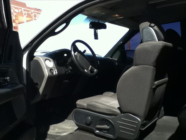 2004 Ford F150 1500 Regular Cab/long BED