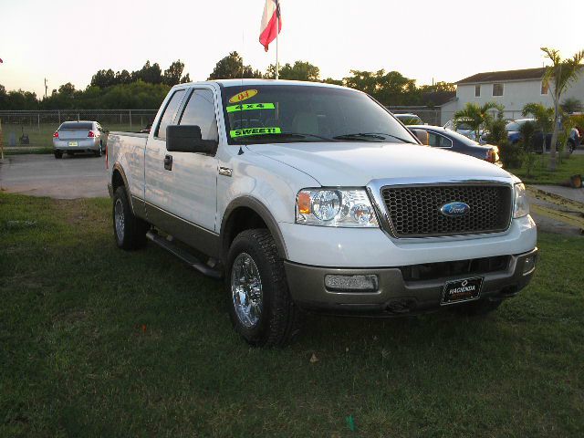 2004 Ford F150 BLUE EX-L WITH Sunroof, Leather, And REAR Camera