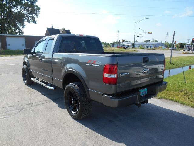 2004 Ford F150 EXT CAB 4WD 143.5wb