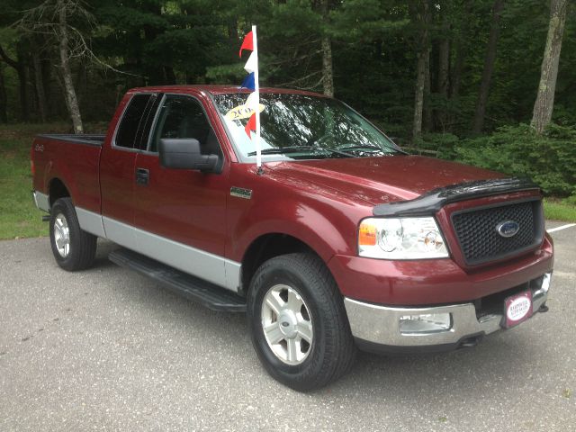 2004 Ford F150 XL 2WD Reg Cab