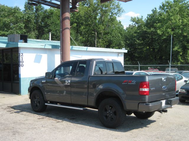 2004 Ford F150 XLT Supercrew Short Bed 2WD