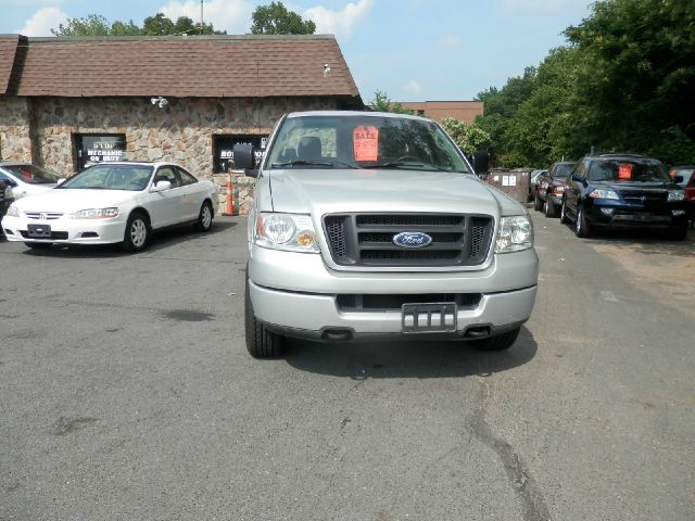 2004 Ford F150 REG CAB 119.