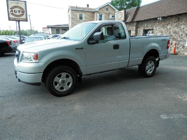 2004 Ford F150 REG CAB 119.