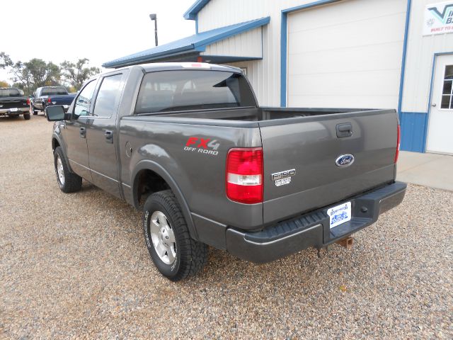 2004 Ford F150 EXT CAB 4WD 143.5wb