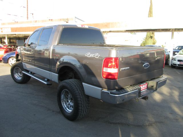 2004 Ford F150 2500 SL