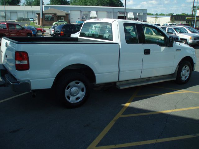 2004 Ford F150 SLE- 4X4