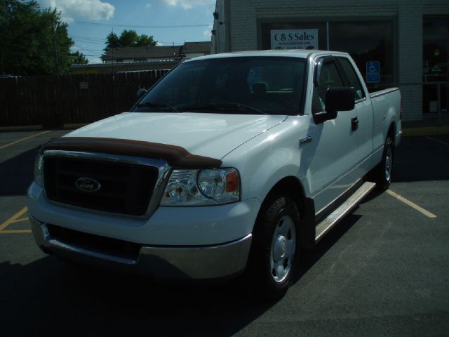 2004 Ford F150 SLE- 4X4