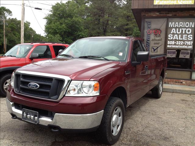 2004 Ford F150 Crew Cab Short Box 2-wheel Drive SLE