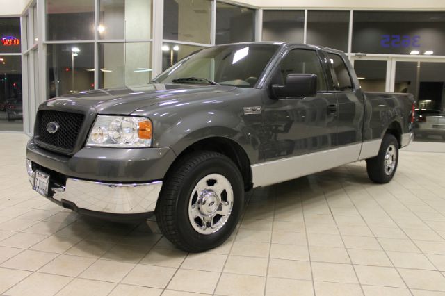 2004 Ford F150 XLT Supercrew Short Bed 2WD