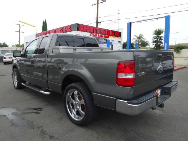 2004 Ford F150 XLT Supercrew Short Bed 2WD