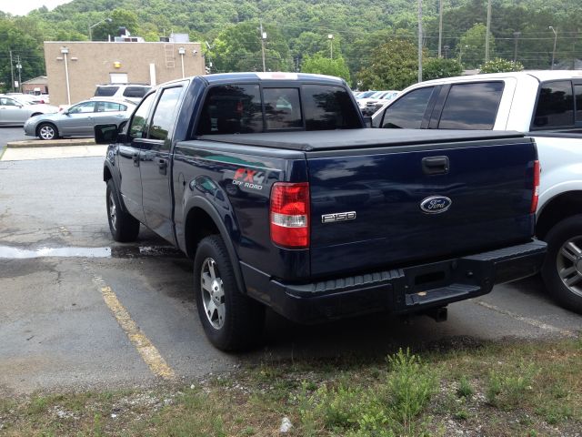 2004 Ford F150 Two Door Hardtop