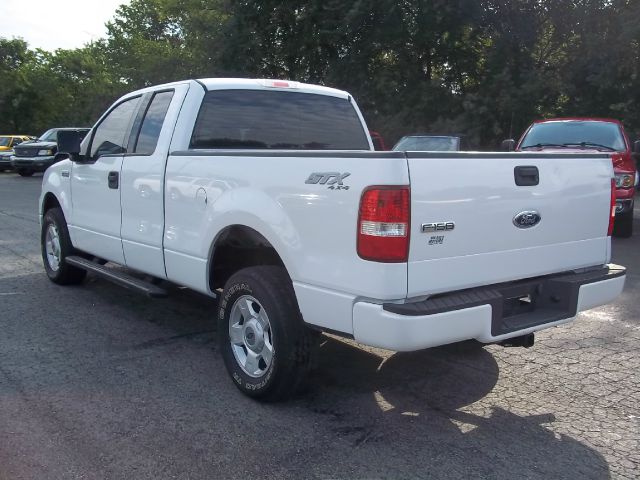 2004 Ford F150 Silver Touring WITH NAV, Sunroof, Leather, And TV