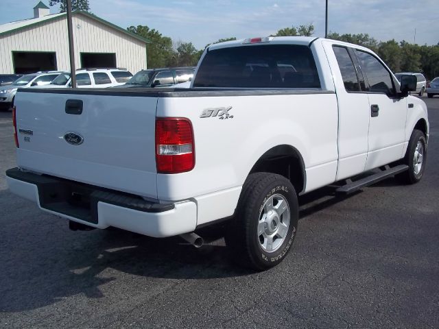 2004 Ford F150 Silver Touring WITH NAV, Sunroof, Leather, And TV