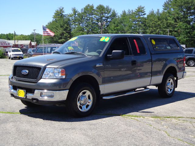 2004 Ford F150 XL 2WD Reg Cab