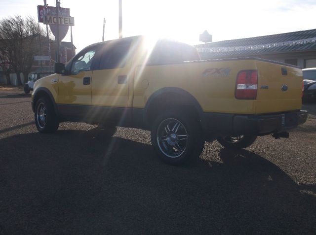 2004 Ford F150 EXT CAB 4WD 143.5wb