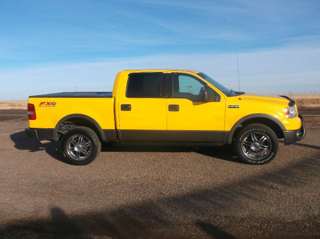 2004 Ford F150 EXT CAB 4WD 143.5wb