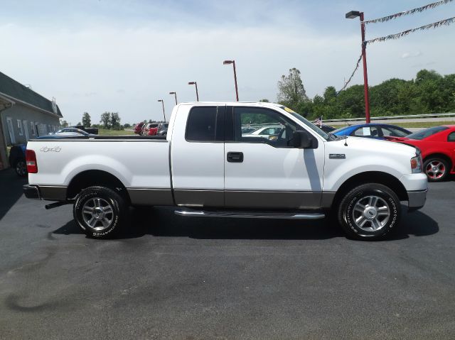 2004 Ford F150 XL 2WD Reg Cab