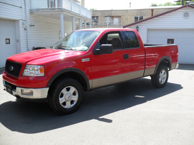 2004 Ford F150 XL 2WD Reg Cab