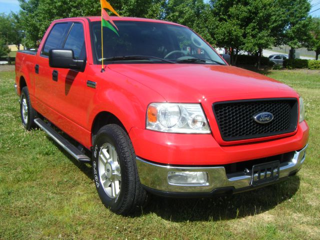 2004 Ford F150 SL Short Bed 2WD