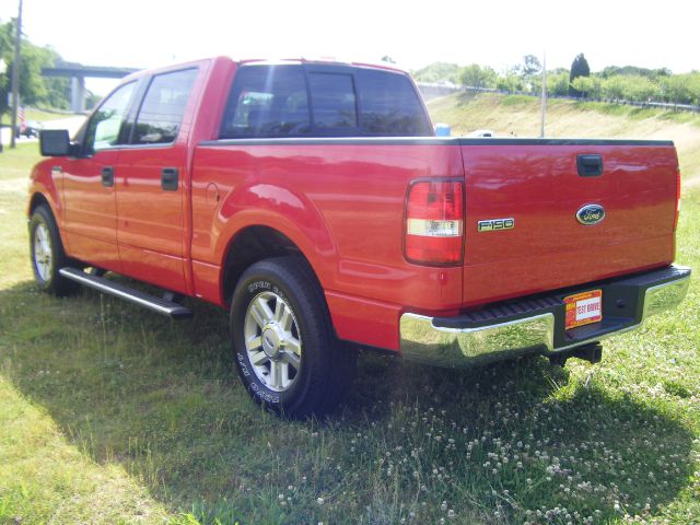 2004 Ford F150 SL Short Bed 2WD