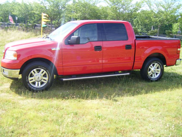 2004 Ford F150 SL Short Bed 2WD