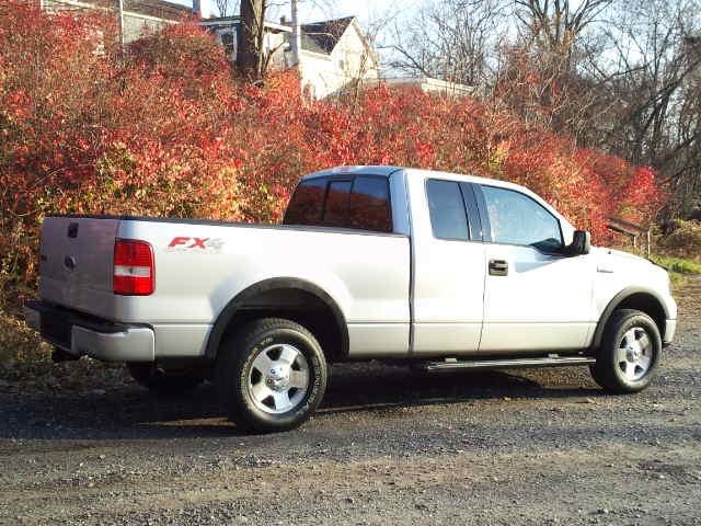 2004 Ford F150 XLT Supercrew Short Bed 2WD