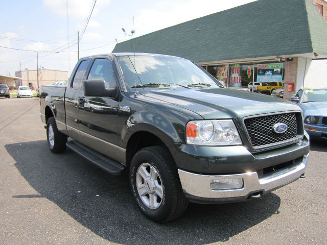 2004 Ford F150 XL 2WD Reg Cab