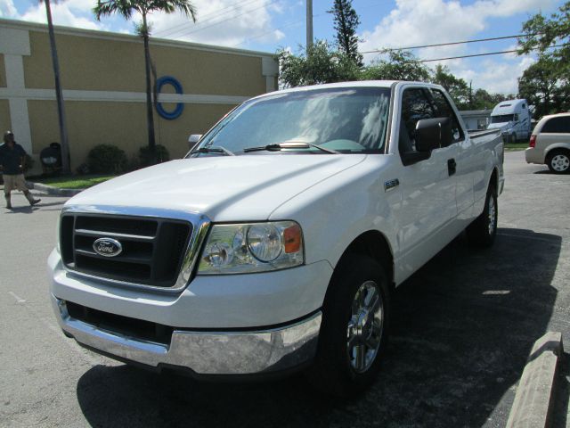 2004 Ford F150 SLE- 4X4