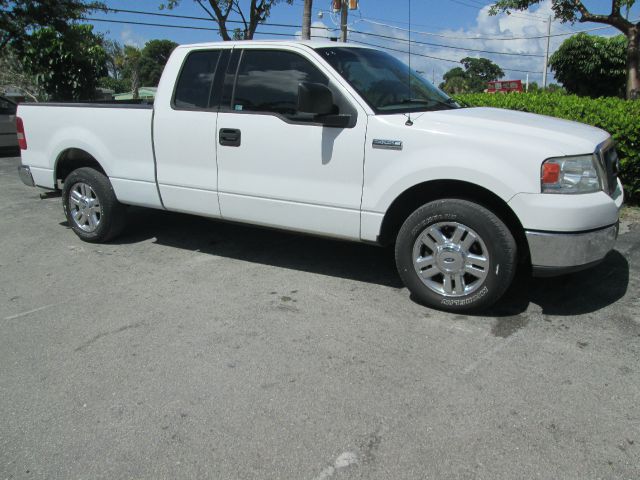 2004 Ford F150 SLE- 4X4