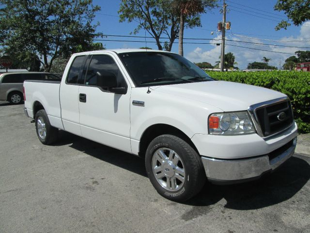 2004 Ford F150 SLE- 4X4