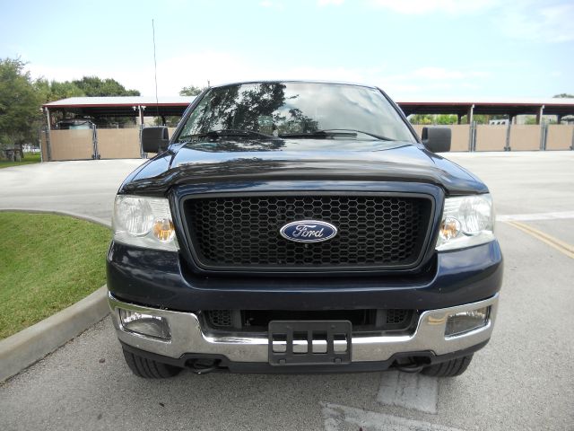 2004 Ford F150 XL 2WD Reg Cab