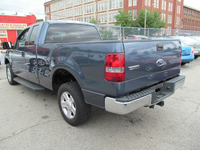 2004 Ford F150 XL 2WD Reg Cab