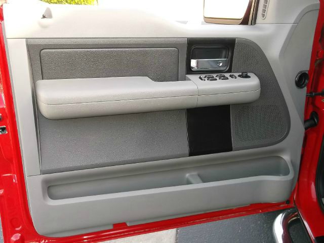 2004 Ford F150 XLT Supercrew Short Bed 2WD