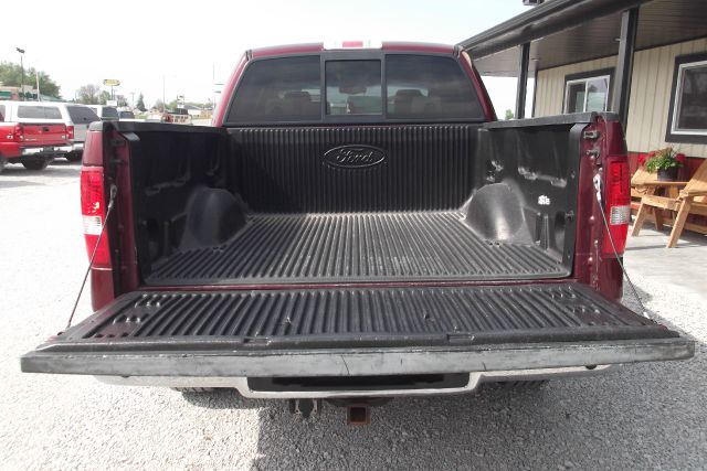 2004 Ford F150 Club Cab 131 WB