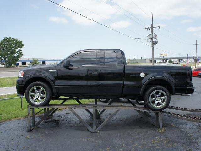 2004 Ford F150 EXT CAB 4WD 143.5wb