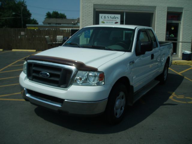 2004 Ford F150 SLE- 4X4