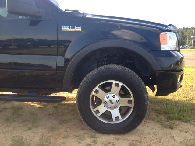 2004 Ford F150 Grand Touring 2WD