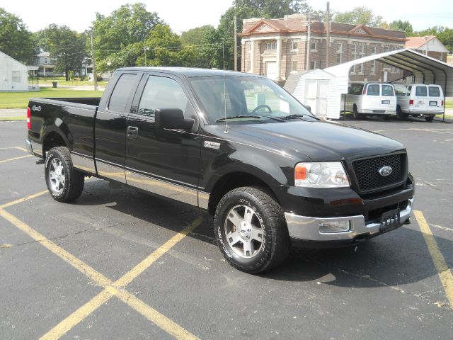 2004 Ford F150 XL 2WD Reg Cab