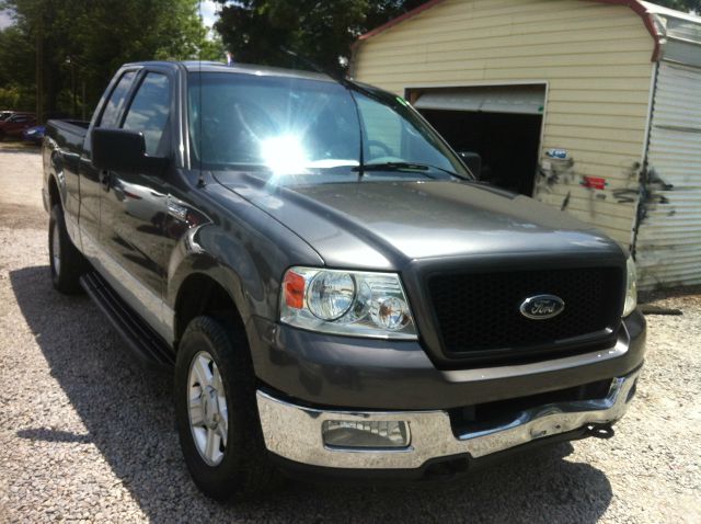 2004 Ford F150 XL 2WD Reg Cab