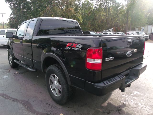 2004 Ford F150 XLT Supercrew Short Bed 2WD