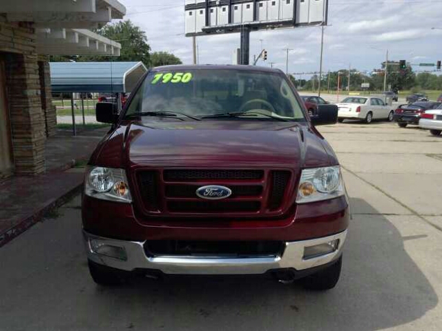 2004 Ford F150 REG CAB 119.